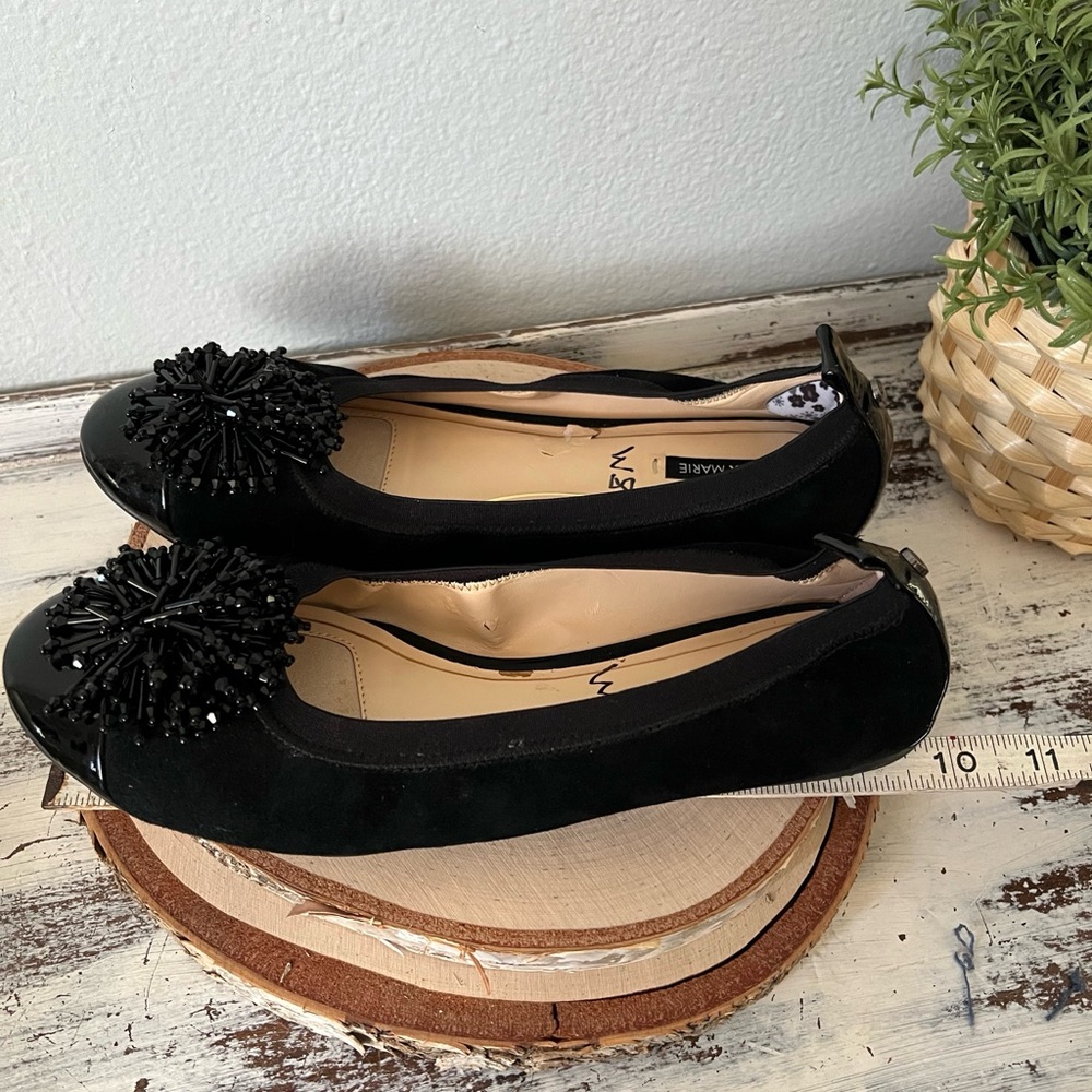 ✨SOLD✨ Alex Marie Shoes Black Leather Ballet Flats Size 8 Beaded Pom Pom - Picture 8 of 9